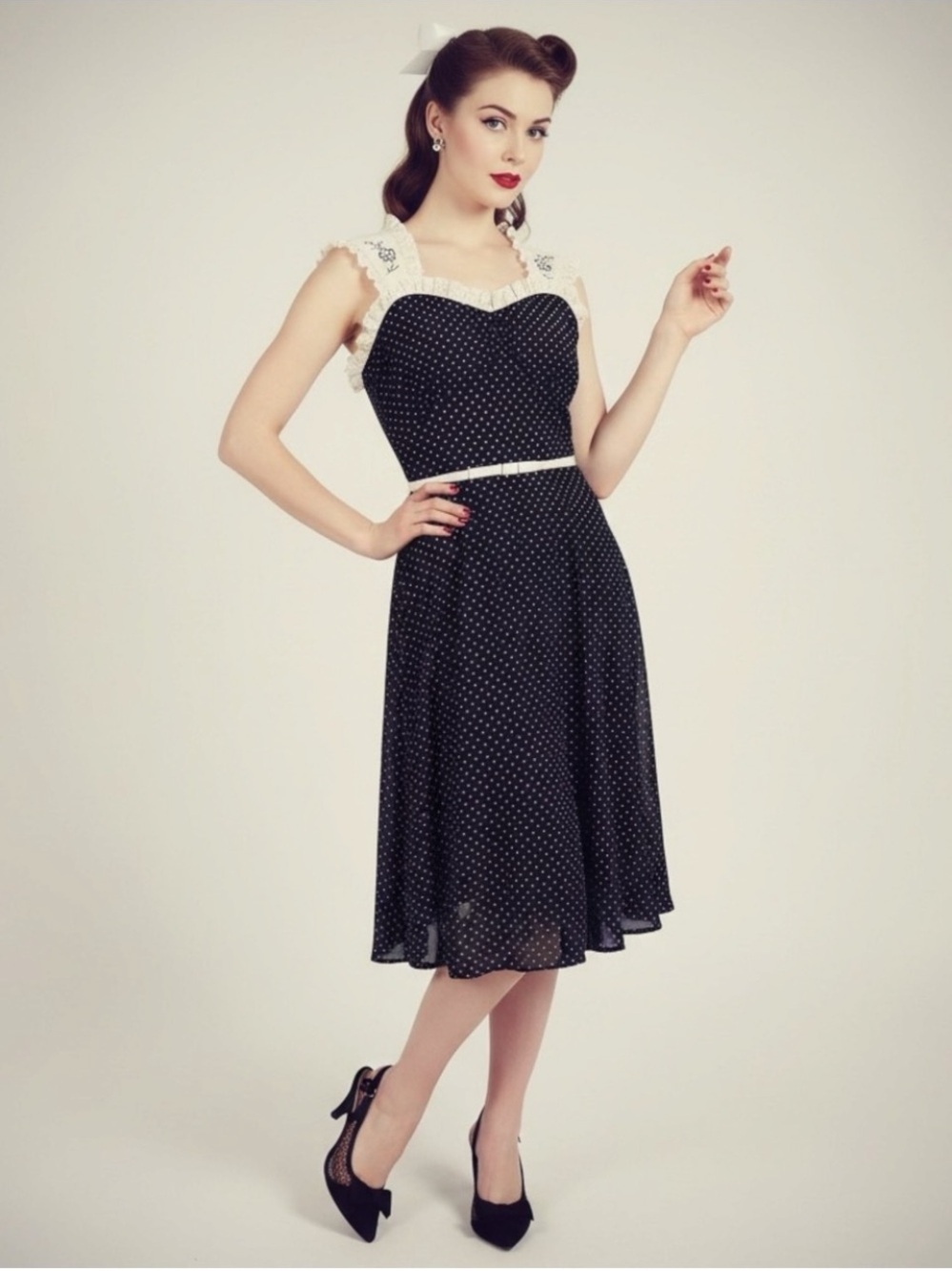 Vintage 70s Polka Dot Midi Dress Eyelet Ruffle Milkmaid Coquette Halter XS S